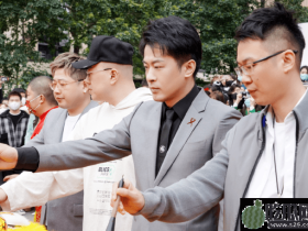 众网红群嘲辛巴,“818外围八卦”要反水