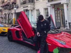 网红白冰自曝神秘身世,3年买3辆超跑,躺赚